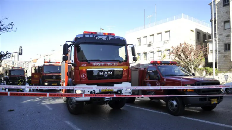 fire truck (illustration)
