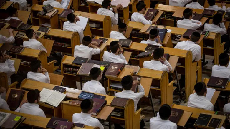 Yeshiva students (stock)