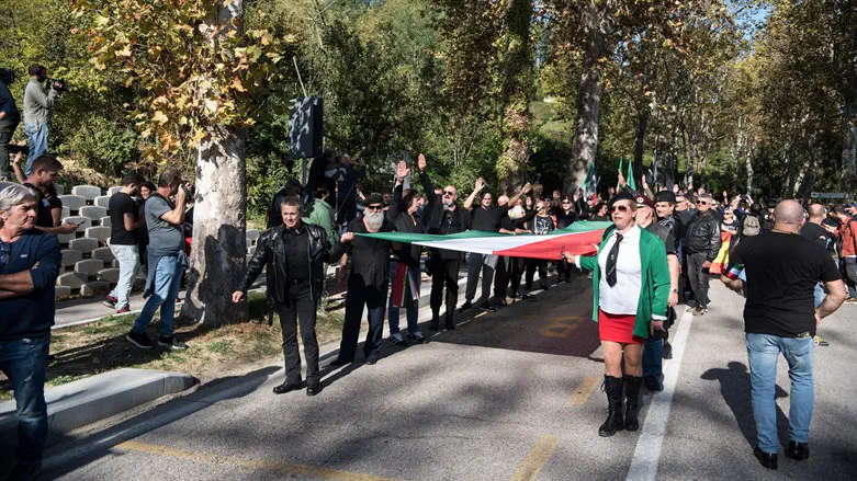 Fascist rally at Mussolini's tomb, October 30th 2022
