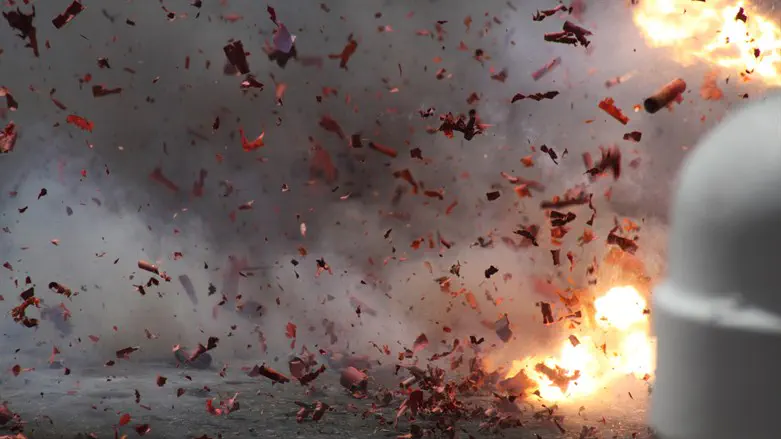 Explosion (illustration)