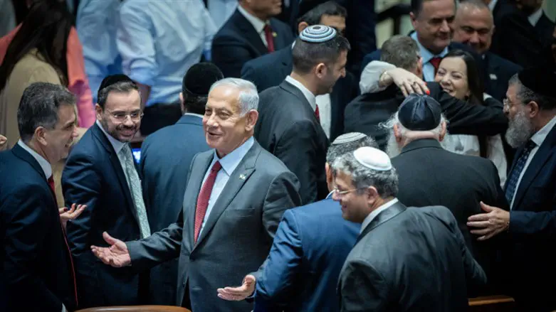 Benjamin Netanyahu with right-wing allies in the Knesset