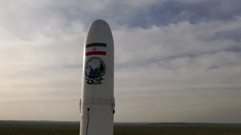 Noor satellite launched into orbit by Iran's Revolutionary Guards Corps
