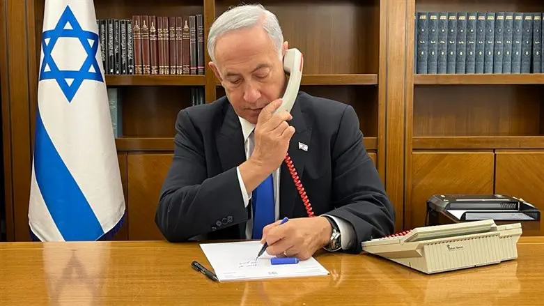 Netanyahu back in the Prime Minister's Office