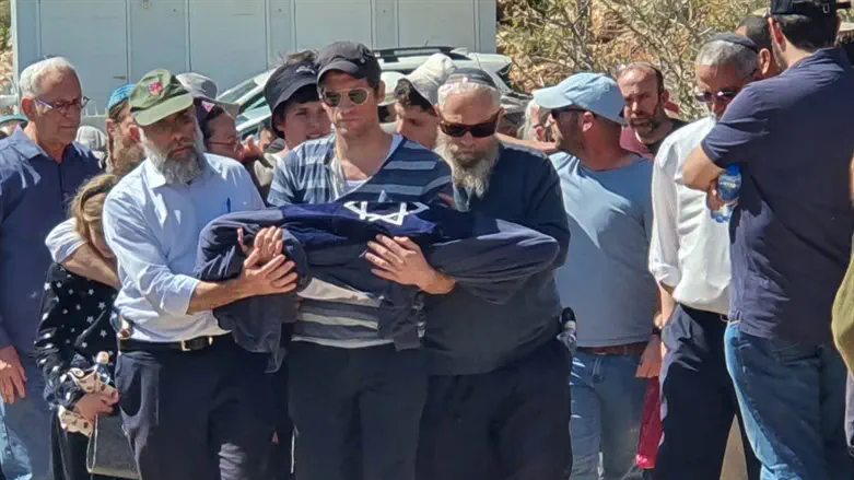 Hadar's funeral