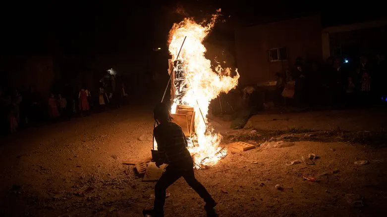 A Lag BaOmer bonfire