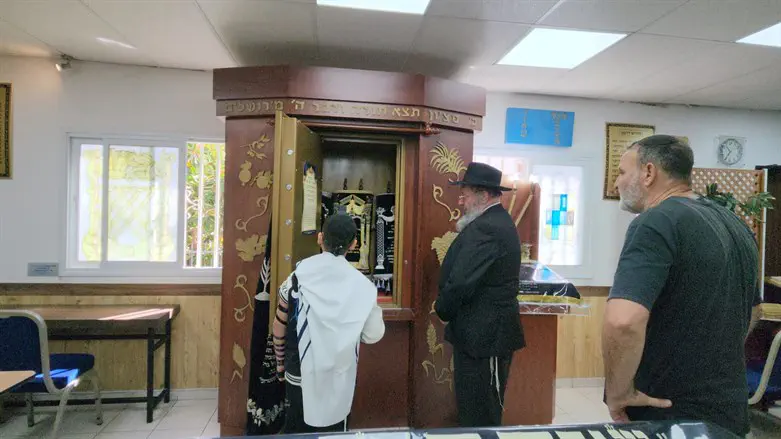 Rabbi Karniel and the Bar Mitzvah boy last week