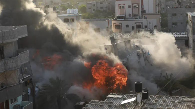 Israel hits terror targets in Gaza