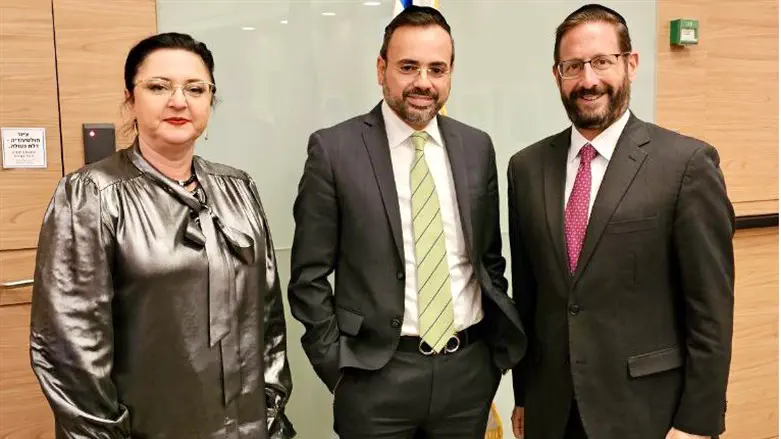 Lipman (r), Buso (c), and Mazarski (l)