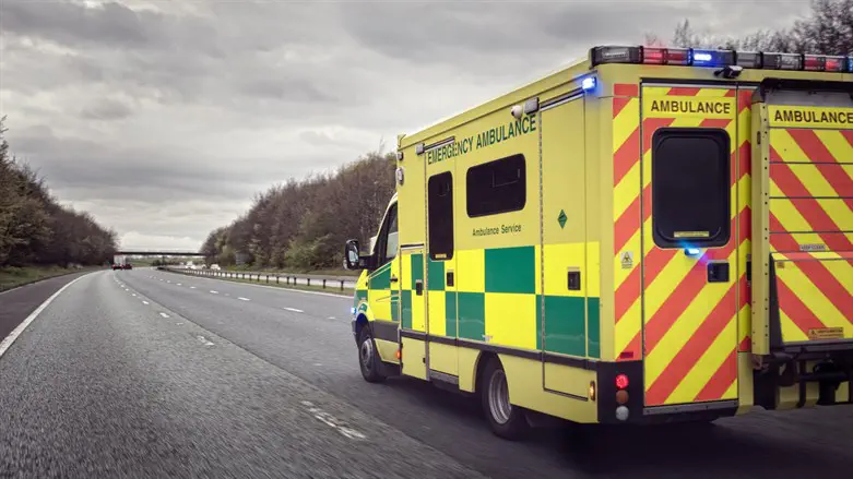 ambulance (illustration)