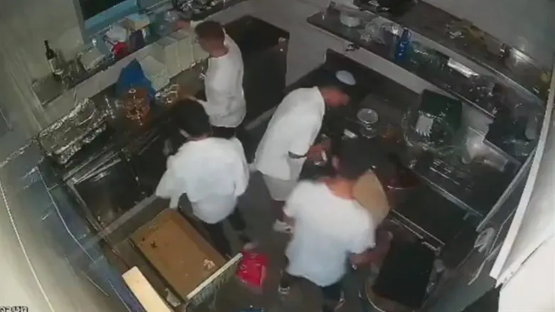 The theft in progress