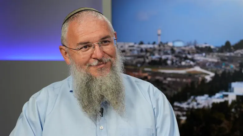 Shlomo Ne'eman