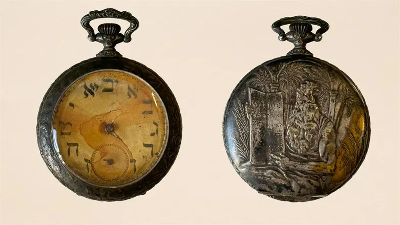 Sinai Kantor's pocket watch, with salt water stains showing the time the Titanic sank. 