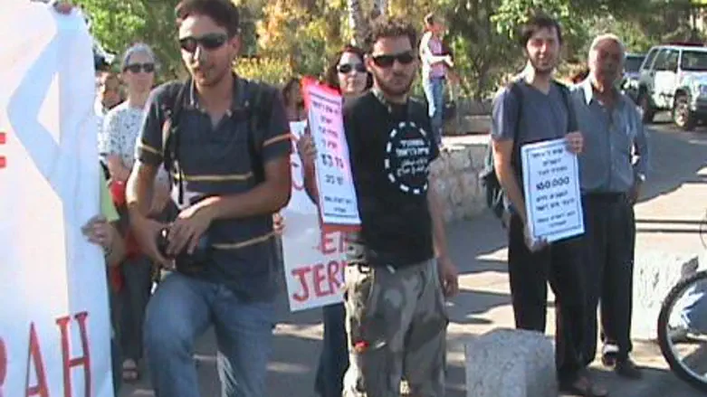Protesters in Sheikh Jarrah