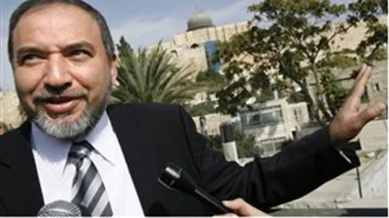 FM Avigdor Lieberman