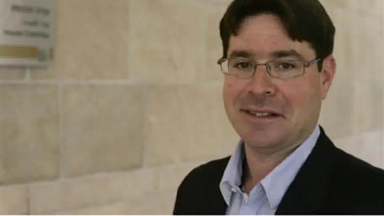 MK Ofer Akunis