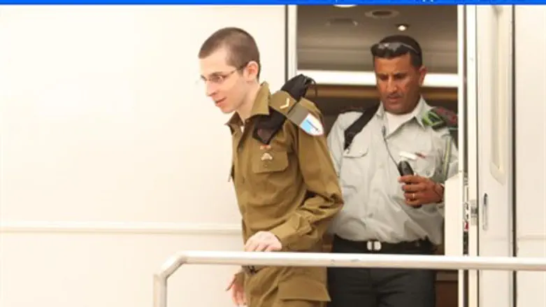 Shalit in uniform Tuesday