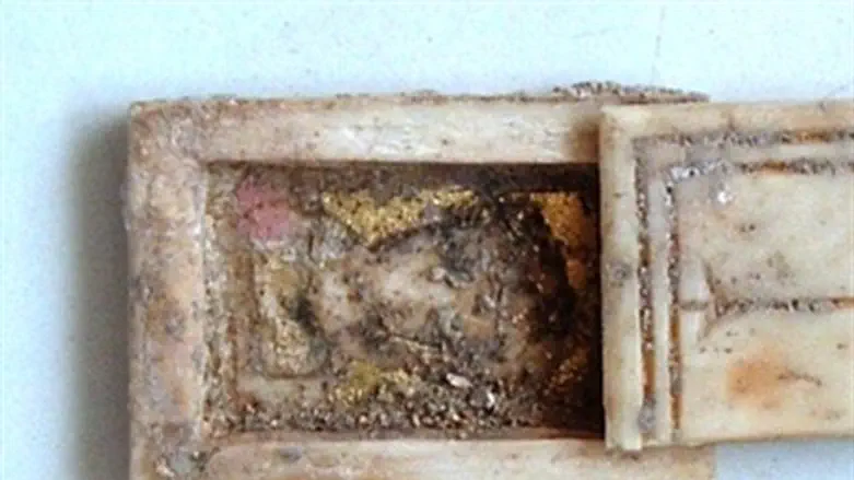 Byzantine prayer box