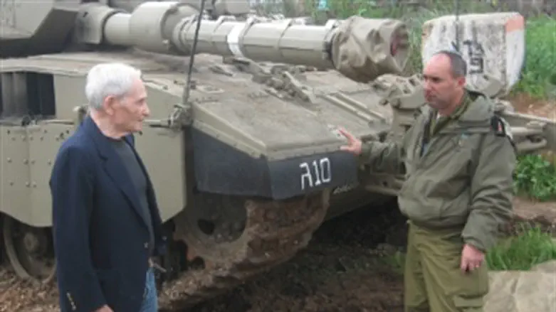Bielsky visits IDF