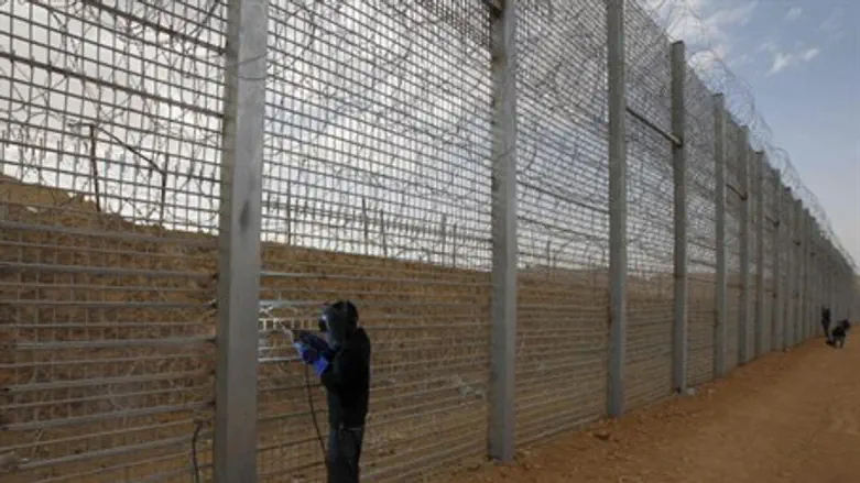 Sinai Border Fence Construction