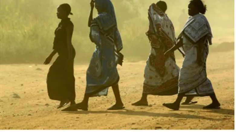 African women walking in Juba