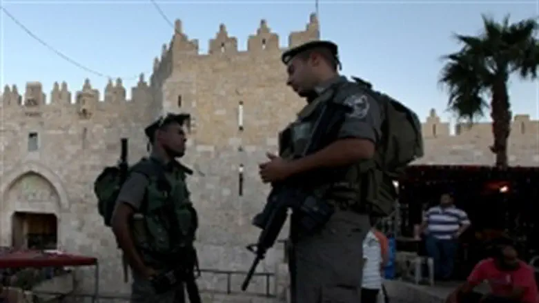Police at Damascus Gate
