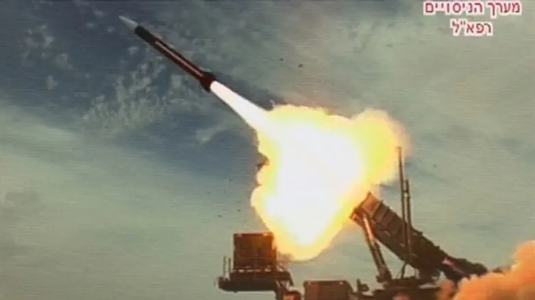 Patriot missile battery (illustrative)