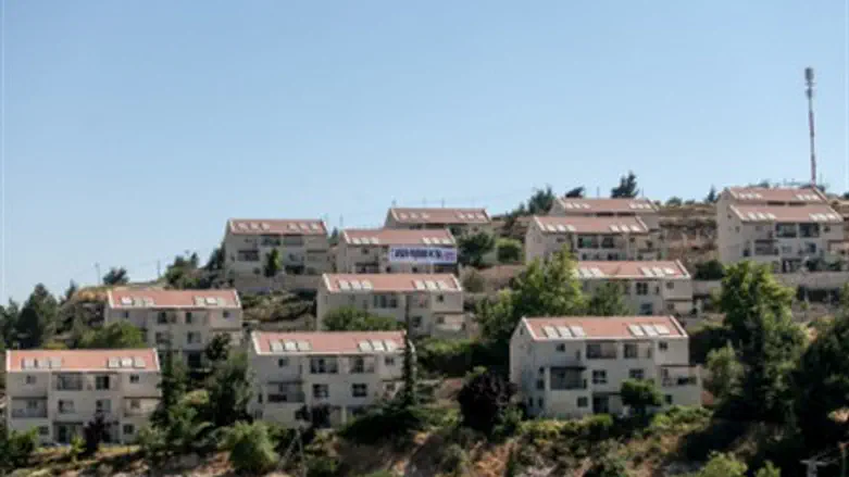 Givat HaUlpana