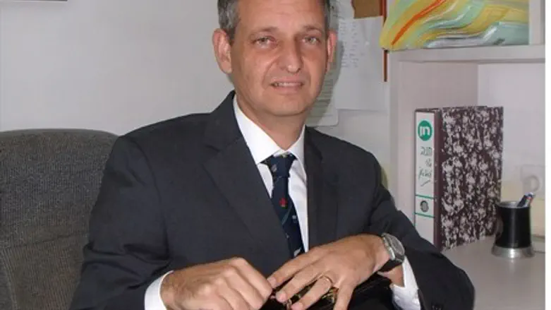 Jerusalem attorney Saul Sackstein