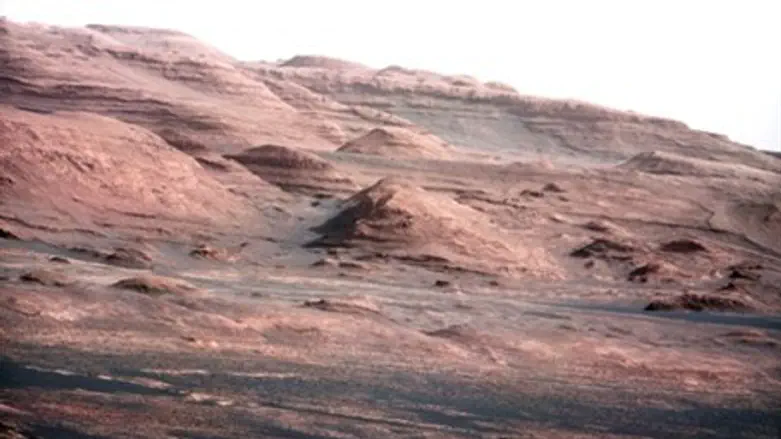 Mars' Mt Sharp - similar to the Negev?