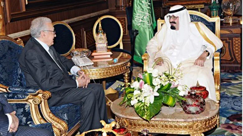 Saudi King Abdullah meets with UN-Arab League