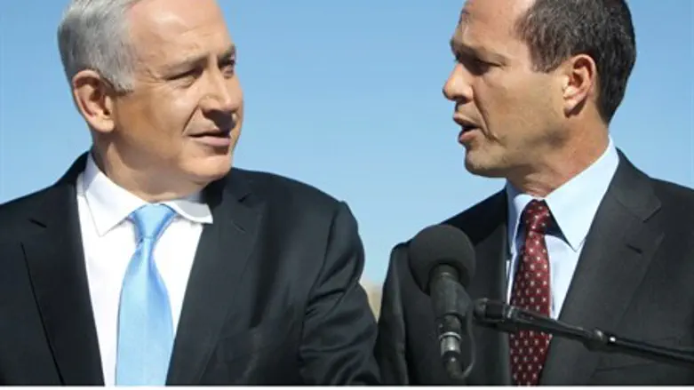 Barkat (R) and Netanyahu