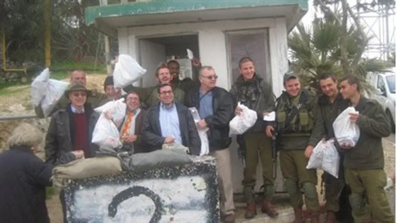 IDF soldiers receive mishloach manot