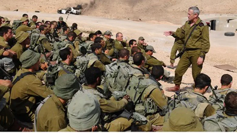 IDF CoS Gantz with Nachal soldiers