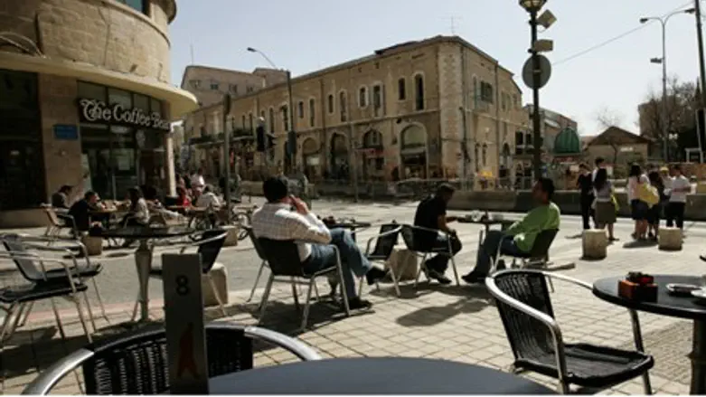 Illustration: Tourists in Jerusalem