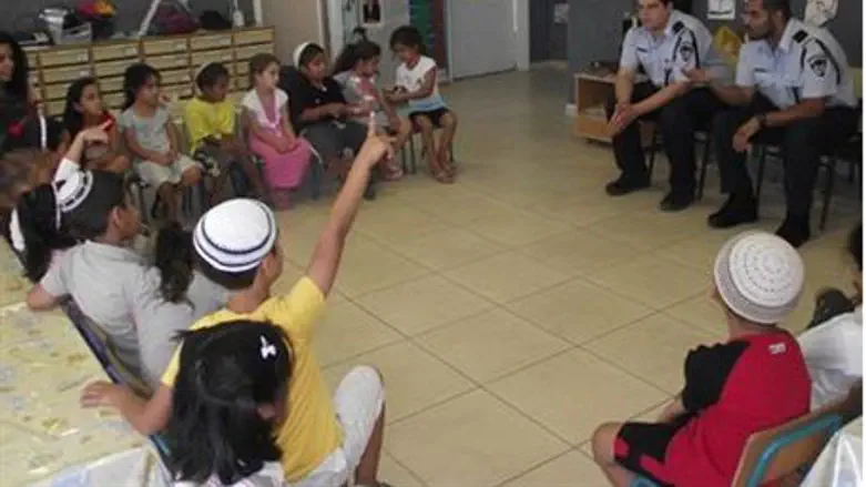 Police visit preschool in Nitzan