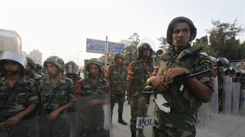 Military on Cairo streets