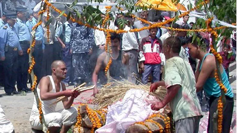 Illustration: Cremation ceremony in Kathmandu