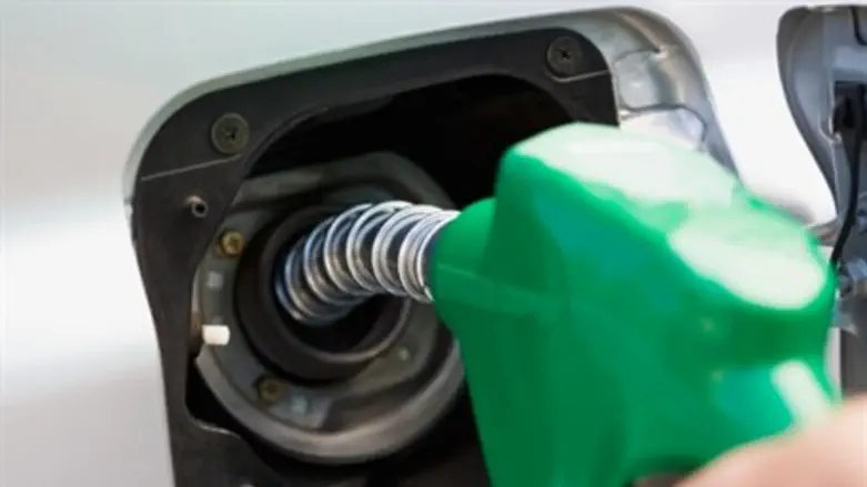 Gas pump (illustration)