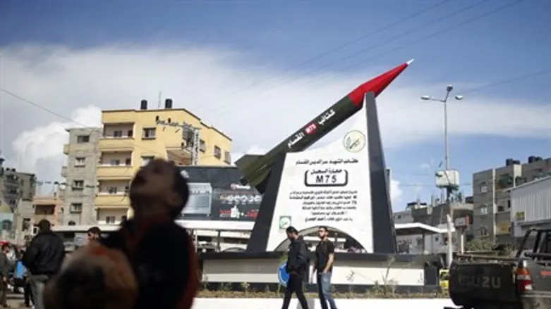 M75 'statue' in Gaza