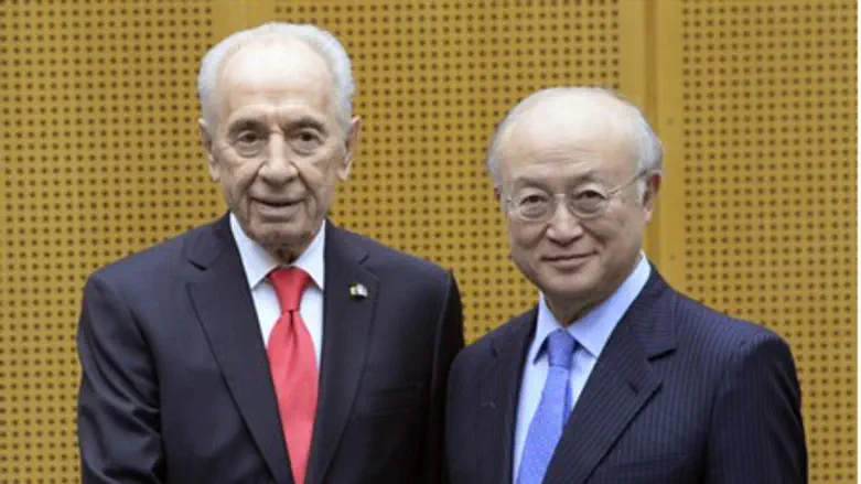 Peres and Amano in Vienna