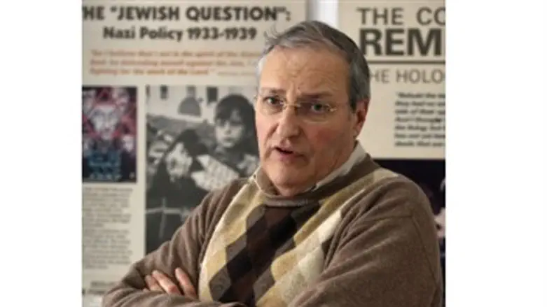 Efraim Zuroff - Nazi Hunter