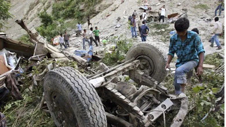 Nepal bus crash (file)