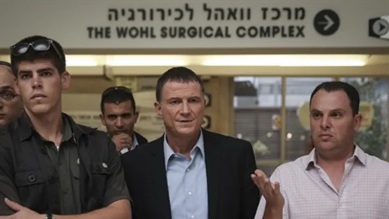 Yuli Edelstein visits Yehuda Glick