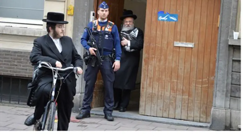 Security for Jews in Belgium (file)