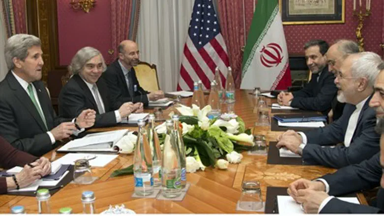 US negotiating team meets with Iranian counterparts for nuclear talks