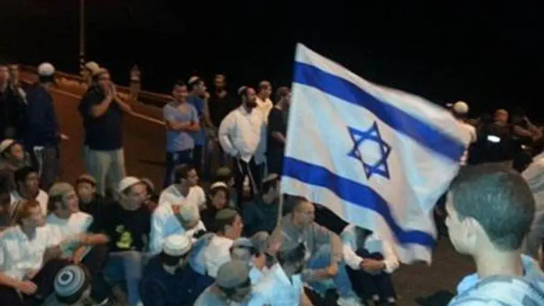 Residents of Judea and Samaria protest shooting attack