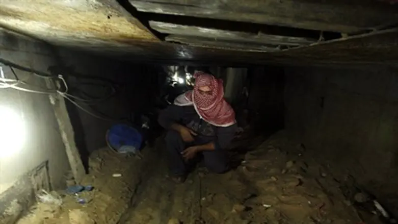 Gaza terror tunnel (file)