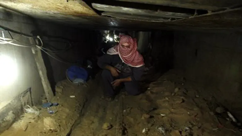 Gaza terror tunnel (file)