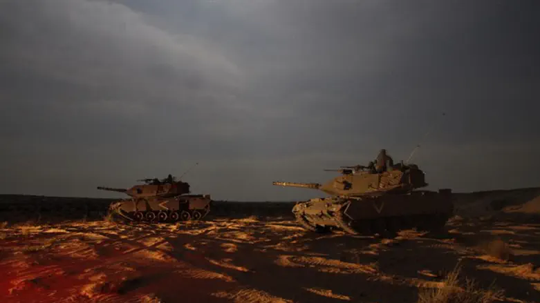 IDF tanks near Gaza