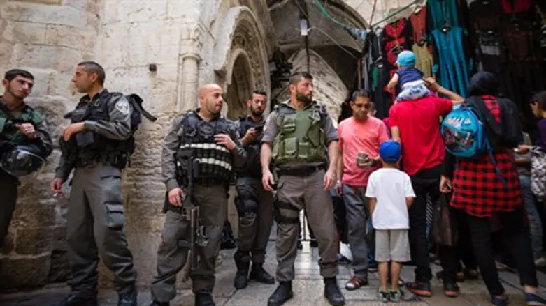 Border Police on the lookout for trouble in Jerusalem
